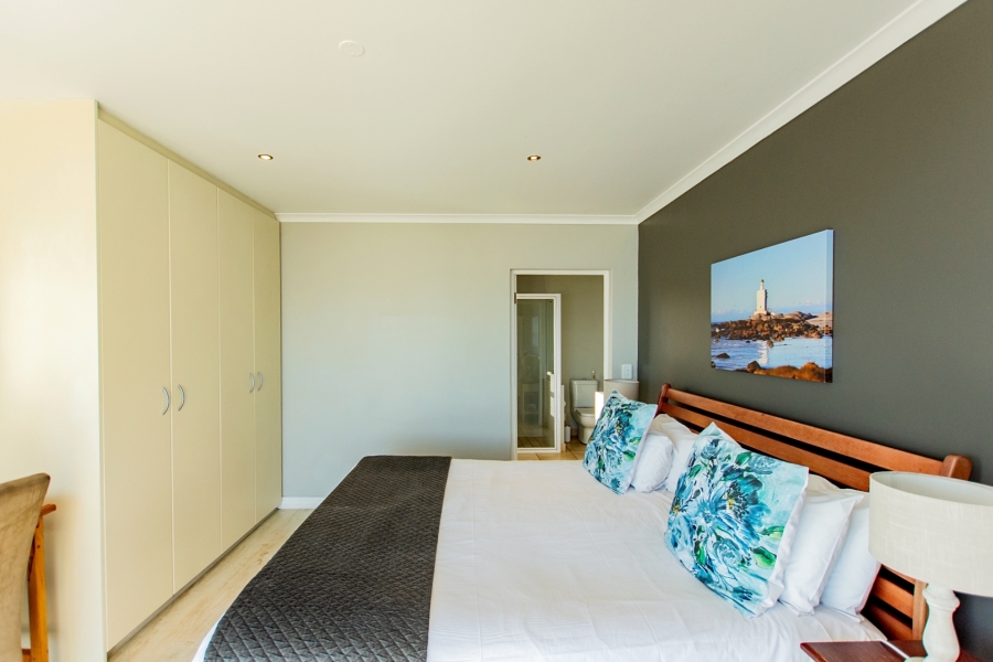 9 Bedroom Property for Sale in Shelley Point Western Cape
